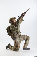  Photos Frankie Perry Army USA Recon - Poses kneeling shooting from a gun whole body 0007.jpg